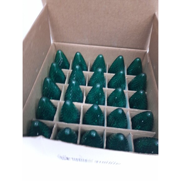 Box Of 25 C9 Green LED Faceted Christmas Light Bulbs Green LED Bulb Dimmable - Picture 2 of 6